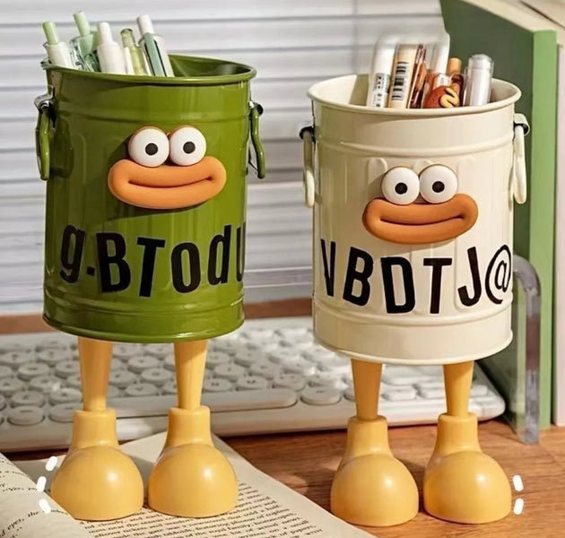 1 Pc cartoon pen holder, simple storage holder, for office storage, desk storage, home study storage (random letter stickers)